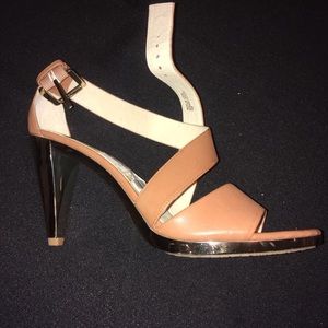 NEW Size 10 MICHAEL Kors Heel